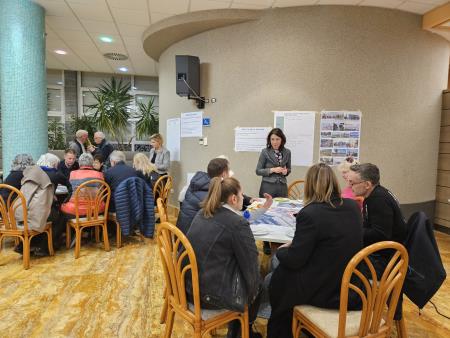 Na vodenih delavnicah je sodelovalo približno polovica udeležencev.